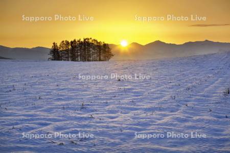 大雪山連峰からの日の出