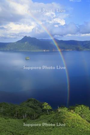 虹と摩周湖