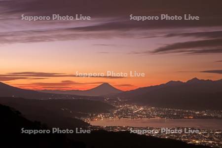 高ボッチより夜明けの富士山と諏訪湖