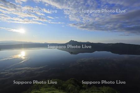 第三展望台から摩周湖の朝