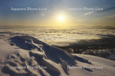 美幌峠の日の出と屈斜路湖の雲海