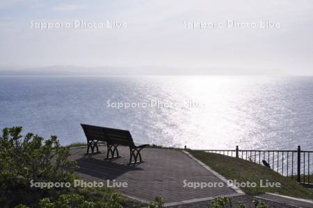 立待岬と津軽海峡