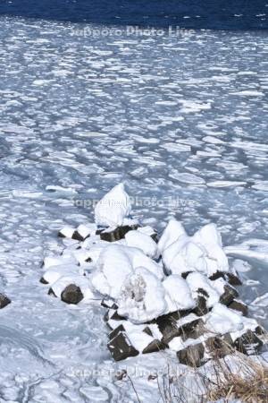 納沙布岬のしぶき氷と流氷