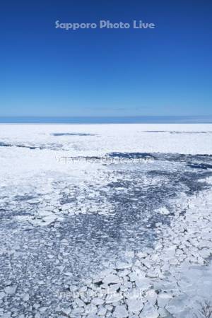 能取岬の流氷とオホーツク海