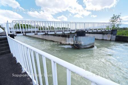 北海幹線用水路　ペンケ水路橋