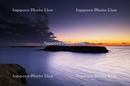 嶮暮帰島の朝と太平洋