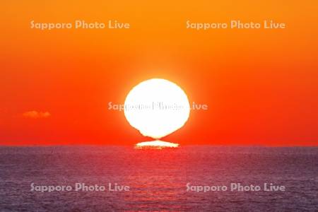 日の出と太平洋