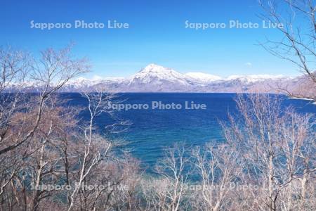 支笏湖と恵庭岳