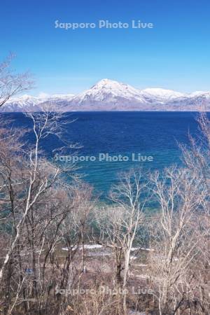 支笏湖と恵庭岳