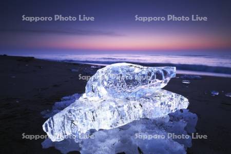 十勝のジュエリーアイスの朝と海