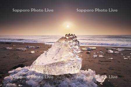 十勝のジュエリーアイスの日の出と海
