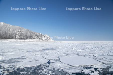 流氷と神威岬