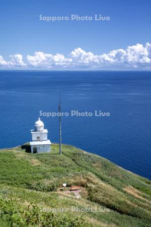 ペシ岬灯台と恋する灯台