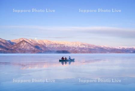 屈斜路湖カヌー