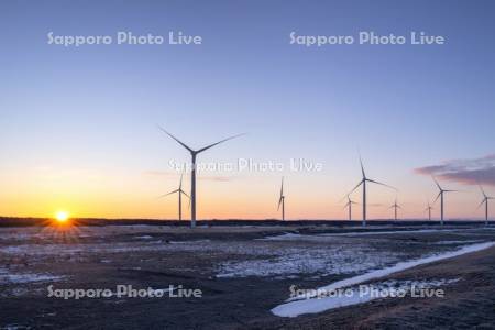 日の出と浜里ウインドファーム