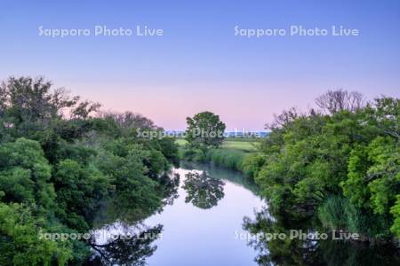 サロベツ川の夕景