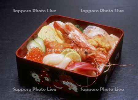 海鮮丼
