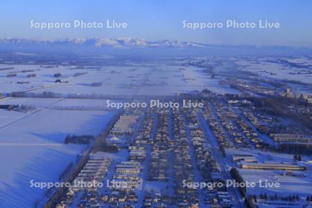 音更市街と東大雪方面の山々