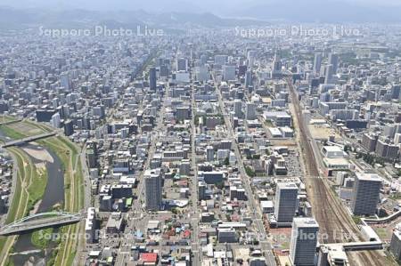 苗穂駅　創成川イースト～札幌駅