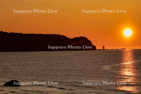 夕日と神威岬