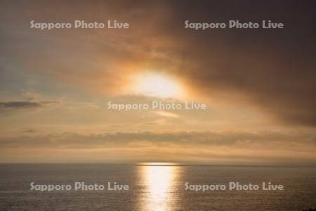 夕日と日本海