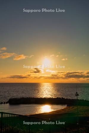 厚田ビーチと夕日