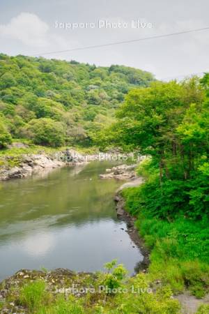 神居古潭　石狩川