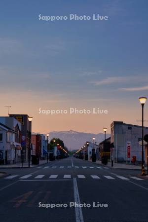 美瑛駅前丸山通り～十勝岳