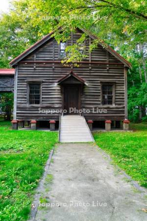 北海道大学札幌農学校第２農場穀物庫