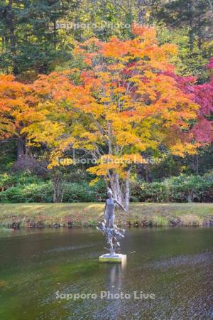 福原山荘　彫刻の池