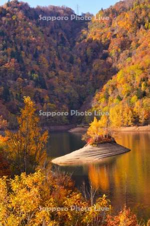 朝のさっぽろ湖
