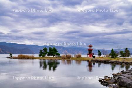 洞爺湖と浮見堂