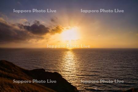 神威岬と夕日