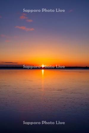 ウトナイ湖の日の出