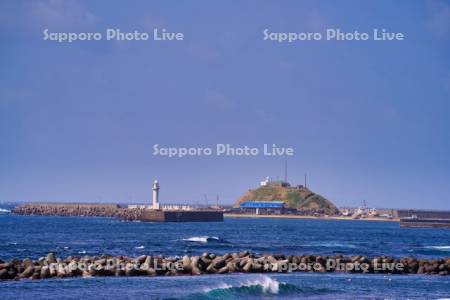 松前灯台と弁天島