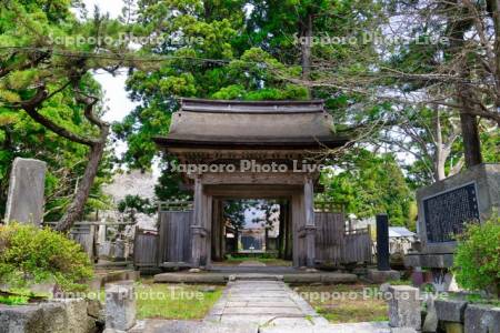 法源寺山門