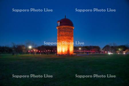 明治公園のサイロ　ライトアップ