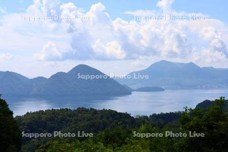 道の駅とうや湖展望台より洞爺湖
