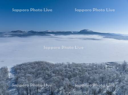 霧氷と屈斜路湖