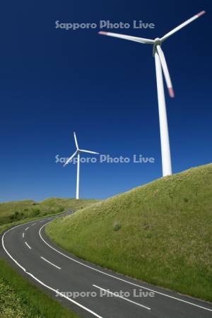 道と風力発電