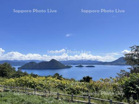 サイロ展望台より洞爺湖