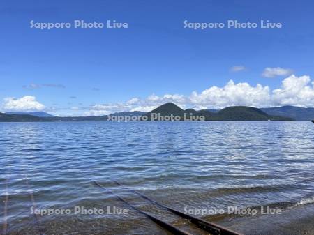 洞爺湖の湖底線路と羊蹄山