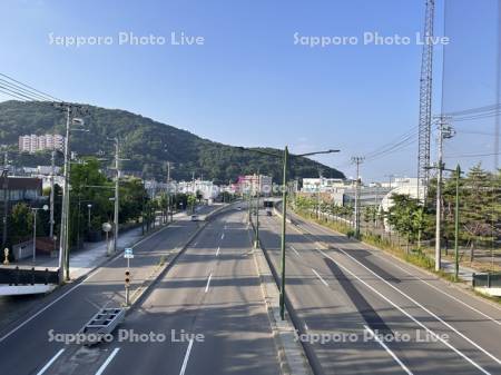 国道230号線石山通川沿アンダーパス